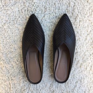 Alumnae Simple Almond Mules in Black